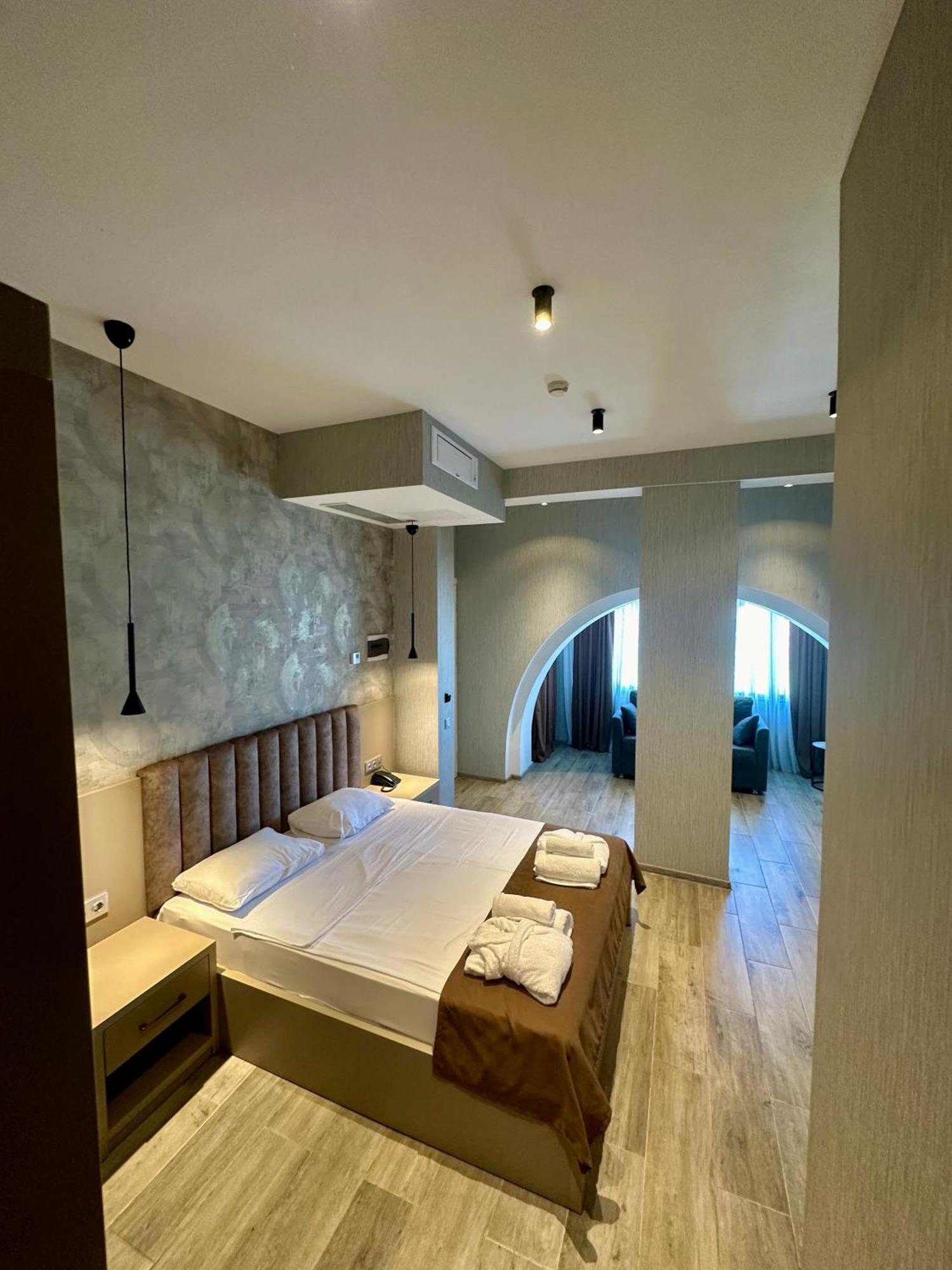 Emerald Hotel Batumi Eksteriør bilde