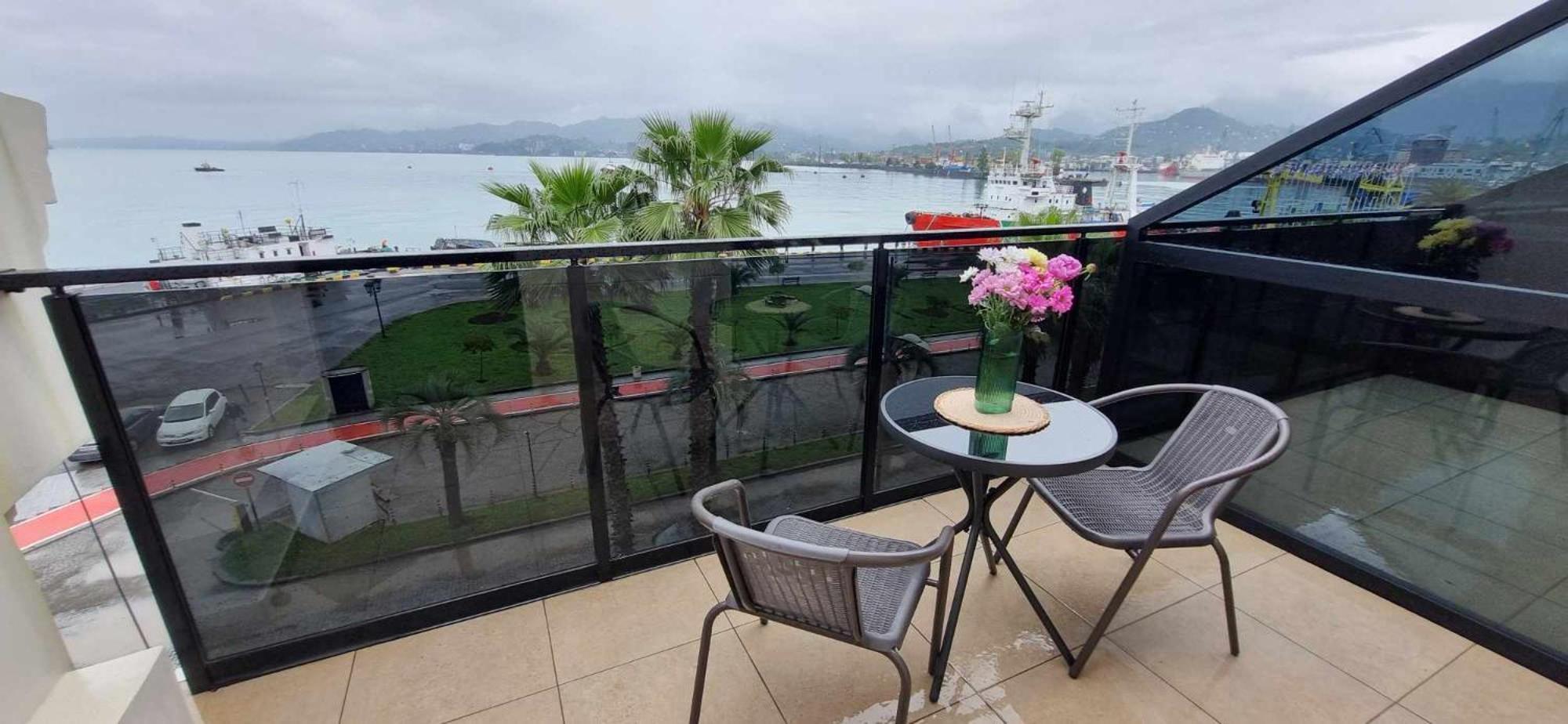 Emerald Hotel Batumi Eksteriør bilde